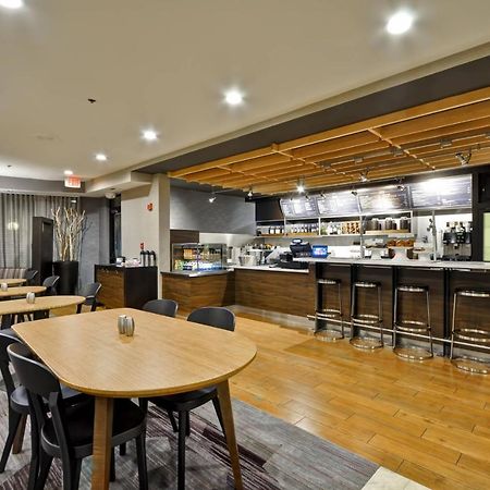 Courtyard By Marriott Jacksonville Airport/ Northeast Zewnętrze zdjęcie