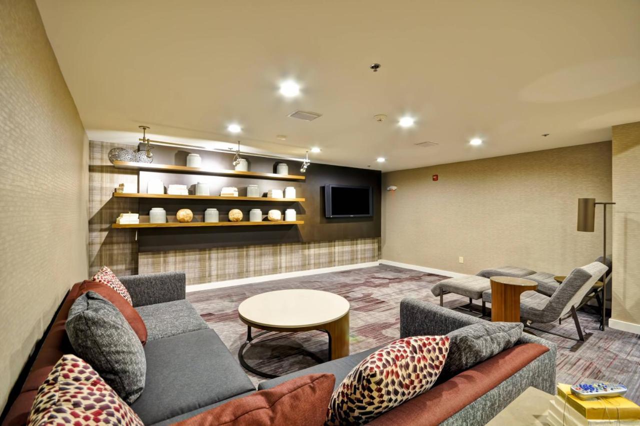 Courtyard By Marriott Jacksonville Airport/ Northeast Zewnętrze zdjęcie