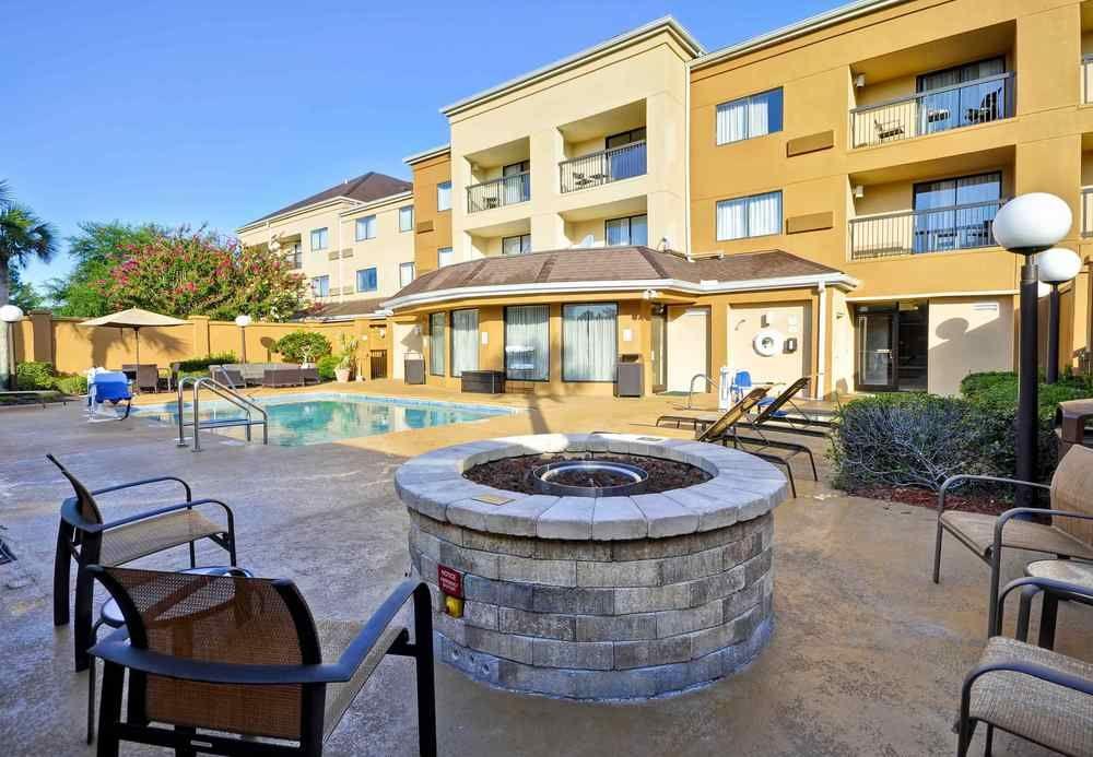 Courtyard By Marriott Jacksonville Airport/ Northeast Zewnętrze zdjęcie