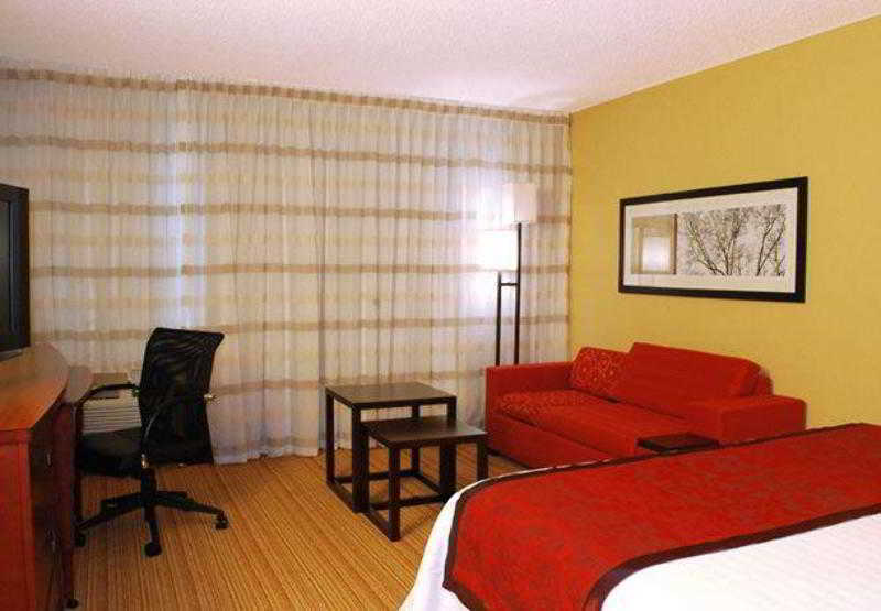 Courtyard By Marriott Jacksonville Airport/ Northeast Zewnętrze zdjęcie
