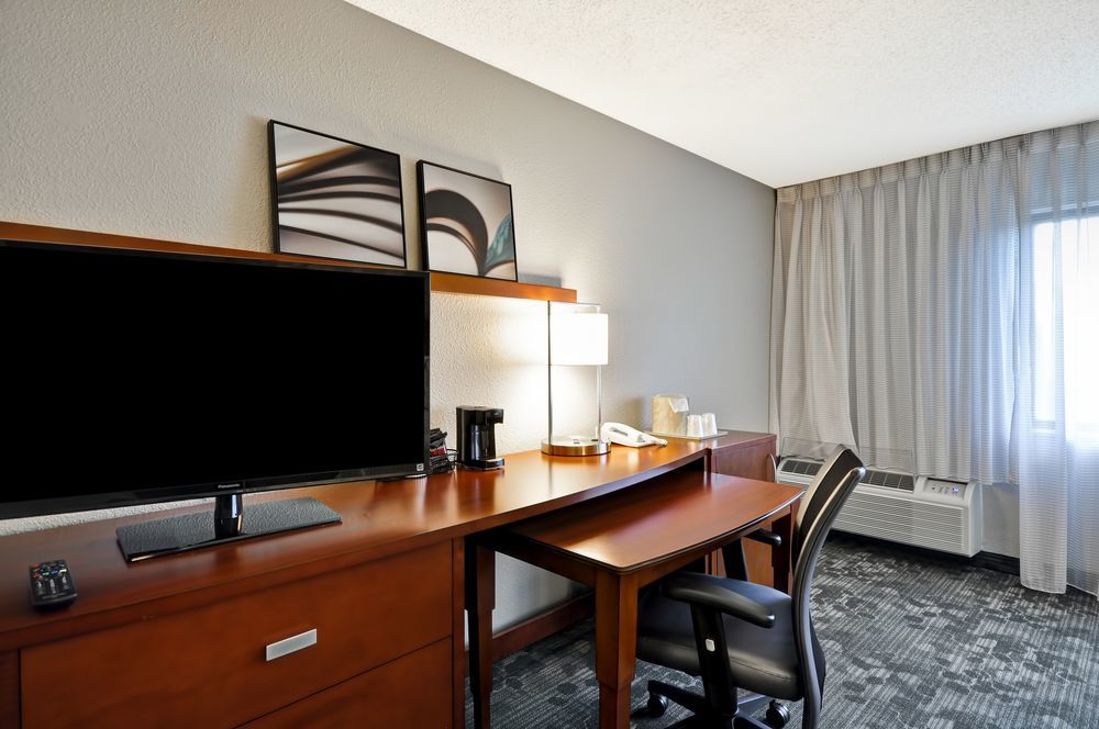 Courtyard By Marriott Jacksonville Airport/ Northeast Zewnętrze zdjęcie