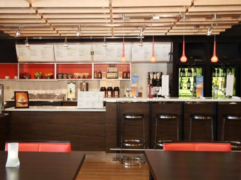 Courtyard By Marriott Jacksonville Airport/ Northeast Zewnętrze zdjęcie